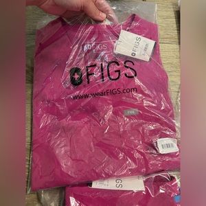 FIGS jogger scrubs set